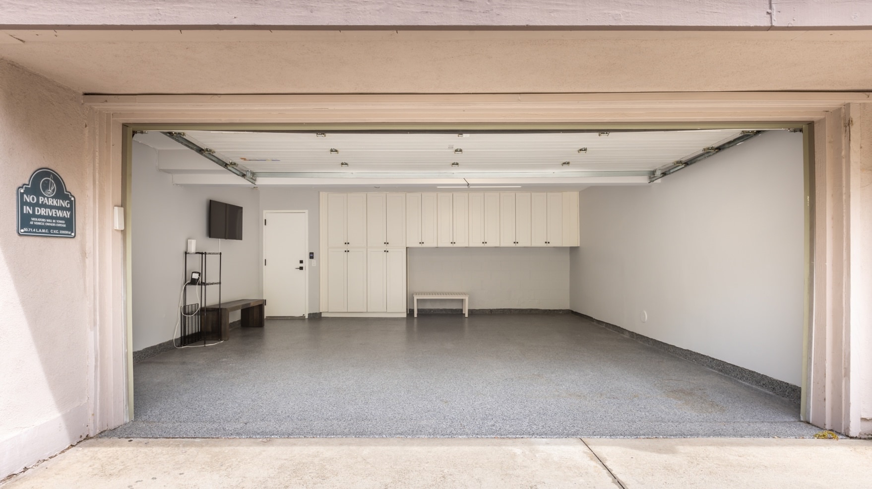 Building Photo - 13036 Mindanao Way