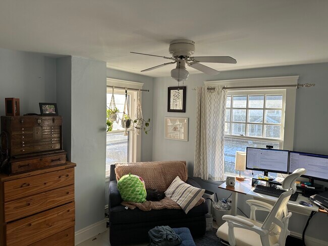 Building Photo - 2069 Elbur Ave