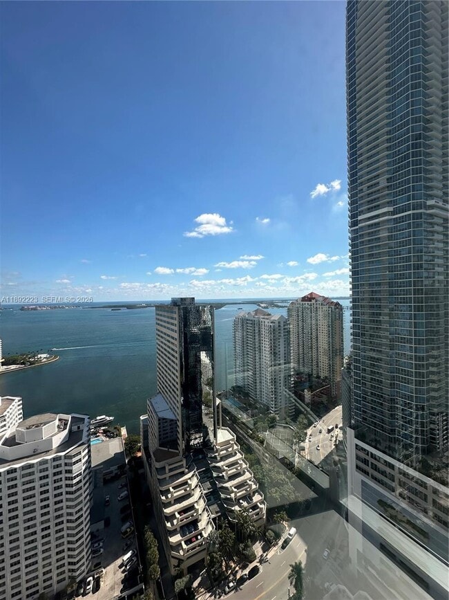 Building Photo - 951 Brickell Ave
