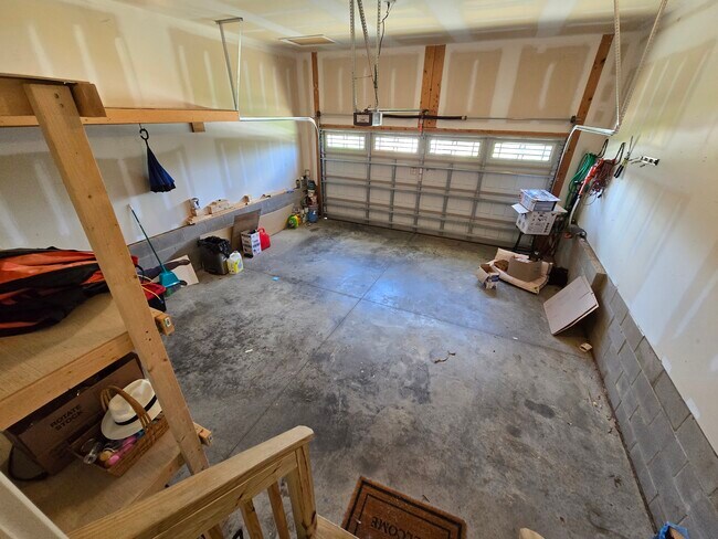 Building Photo - 47 Kentucky Derby Ln