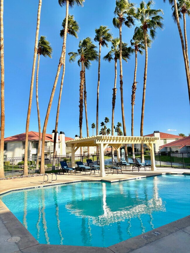 Building Photo - 43376 Cook St