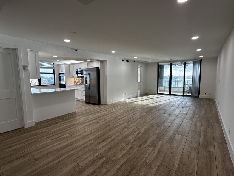 Building Photo - 1748 Jupiter Cove Dr