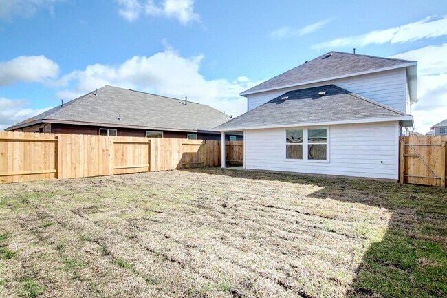 Building Photo - 5623 Latta Plantation Dr
