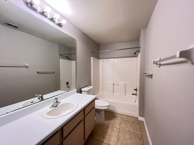 Building Photo - Great apartment for rent!