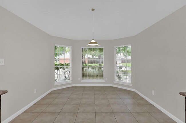 Building Photo - 22727 Bridgewater Dr
