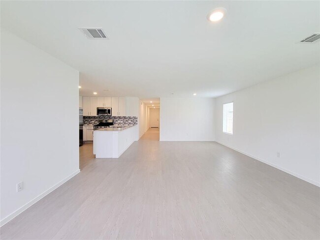 Building Photo - 6 Riverwood Circle Ct