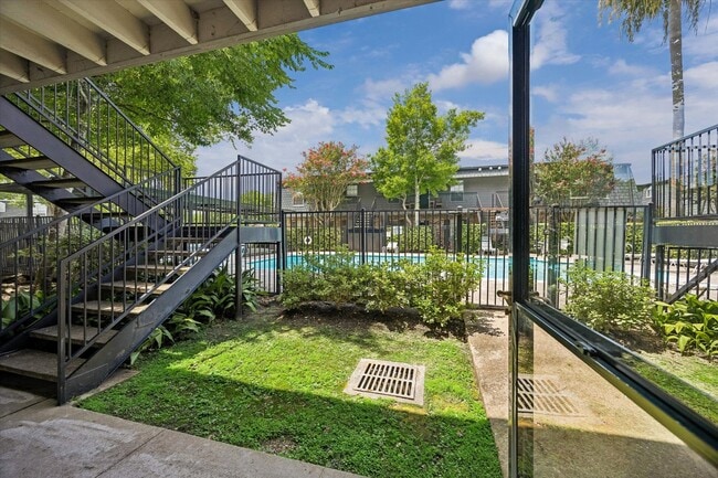 Building Photo - 8939 Gaylord Dr