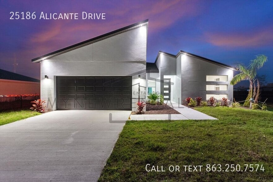 Building Photo - 25186 Alicante Dr