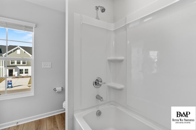 Building Photo - 1050 Astoria Dr