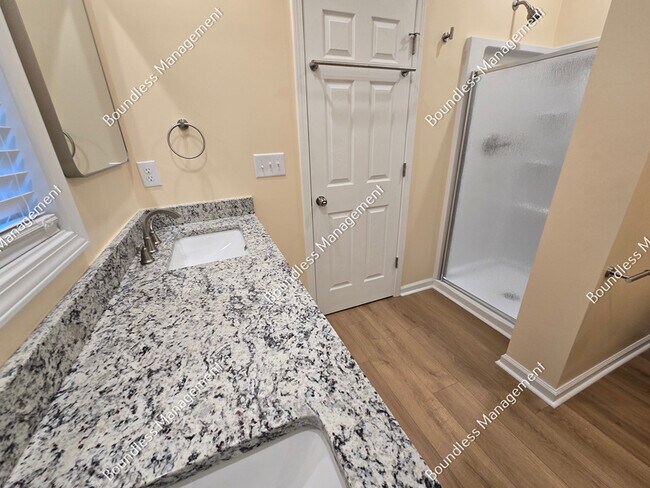 Building Photo - 1257 Byewood Ln SW