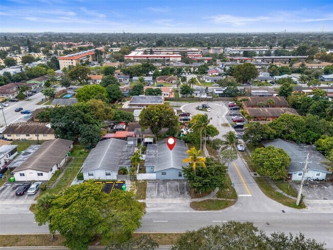 Building Photo - 5880 NW 19th St