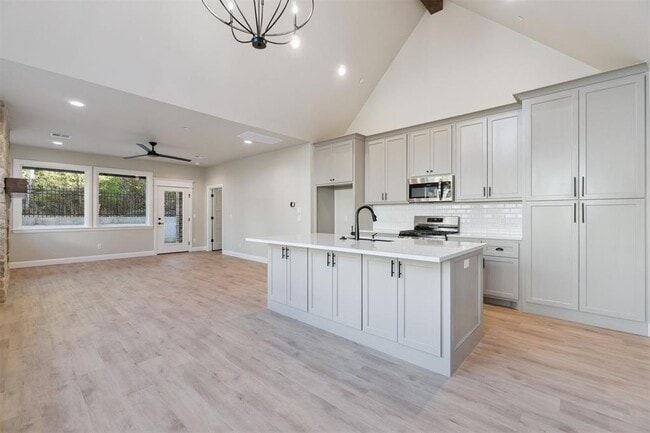 Building Photo - 4212 Abbey Pk Dr