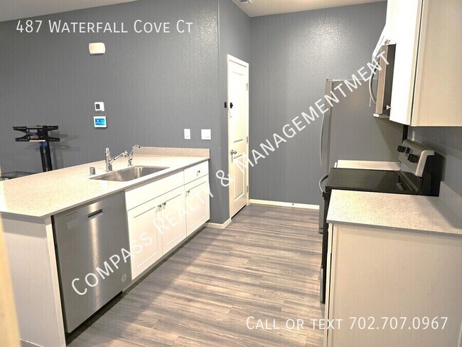 Building Photo - 487 Waterfall Cv Ct