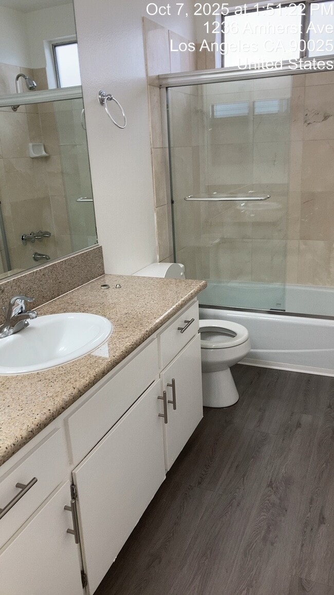 Building Photo - 1236 Amherst Ave