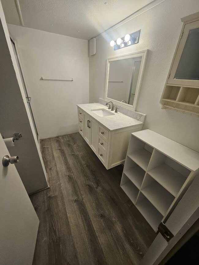 Building Photo - 2 Bedroom Single Wide Mobile Located in Bullhead City