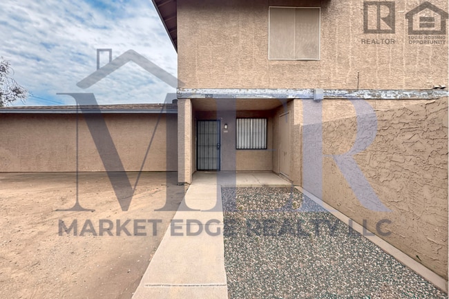 Building Photo - 2Bed/2Bath Townhome at Indian School/67th Ave! $199 MOVE-IN SPECIAL! Ready for Immediate Move-In!