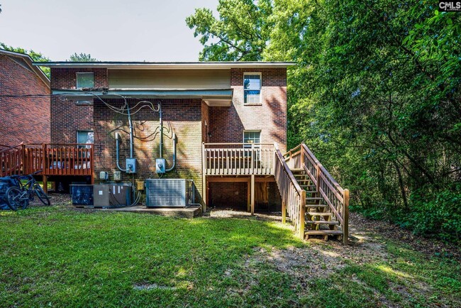 Building Photo - 420 N Lucas St