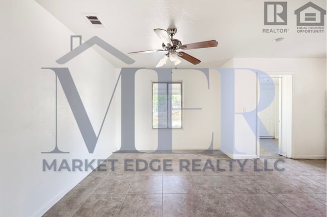 Building Photo - 2Bed/1Bath House 24th St/Thomas Rd! NO CREDIT, NO BACKGROUND, NO RENTAL HISTORY CHECK!