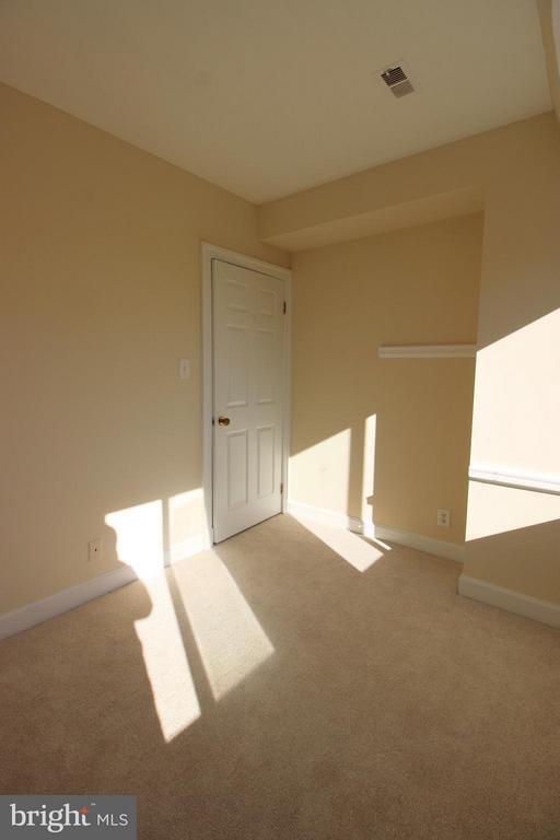 Building Photo - 1224 Eton Ct NW
