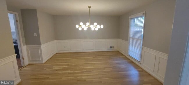 Building Photo - 19100 Annapolis Way