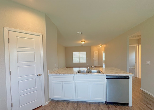 Building Photo - 16207 S 87th E Ave