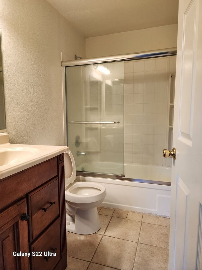 Building Photo - 3430 I St NE