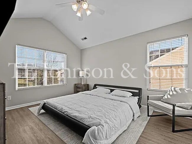 Building Photo - Wonderful location waiting for you