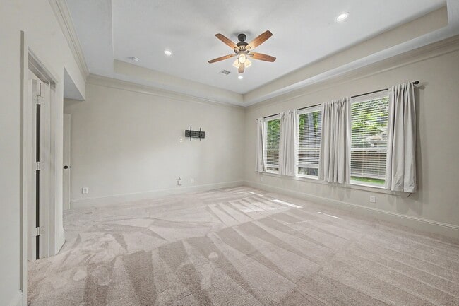 Building Photo - 31032 Sunfall Trail Ln