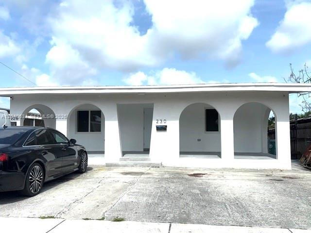 Building Photo - 228 NW 32nd Ave