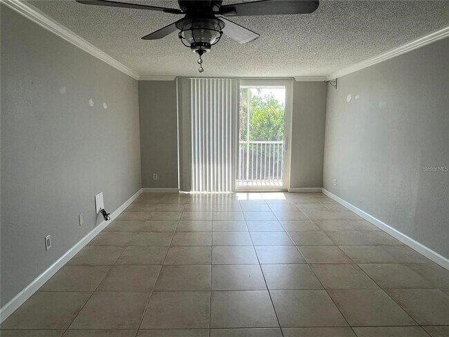 Building Photo - 2630 Coconut Bay Ln