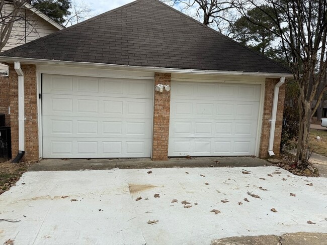Building Photo - 3 bedroom/2 bath house in 047 Brandon!