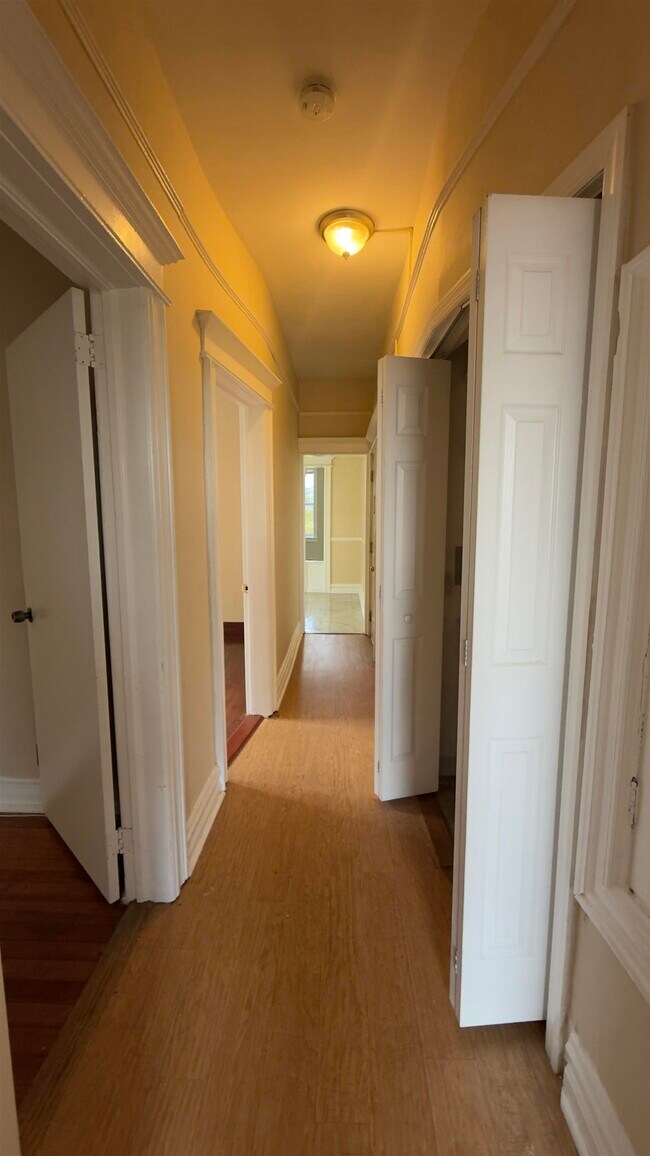 Building Photo - 628 Palisade Ave