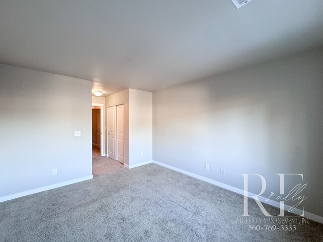 Building Photo - Effortless Elegance in Caldart Heights, Poulsbo