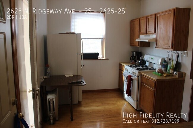 Building Photo - 2625 N Ridgeway Ave
