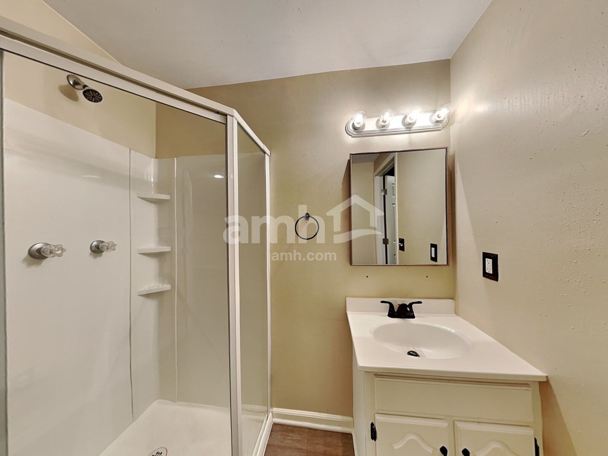 Building Photo - 17051 Numa Pl
