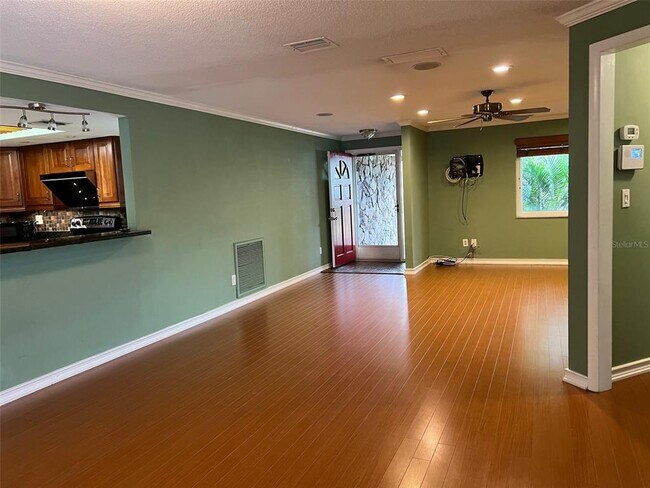 Building Photo - 3270 Causeway Dr