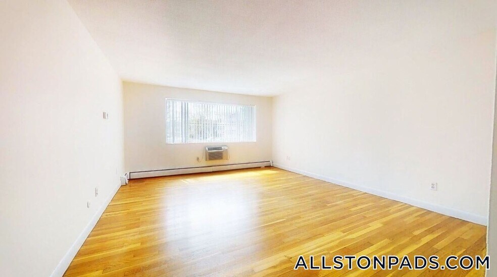 Building Photo - 90 Gardner St