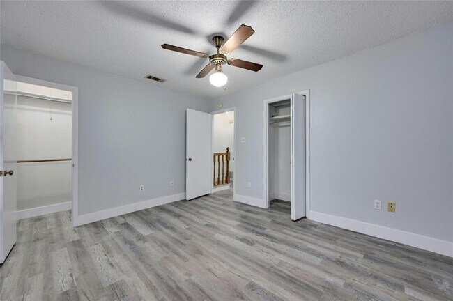Building Photo - 8400 Jamestown Dr