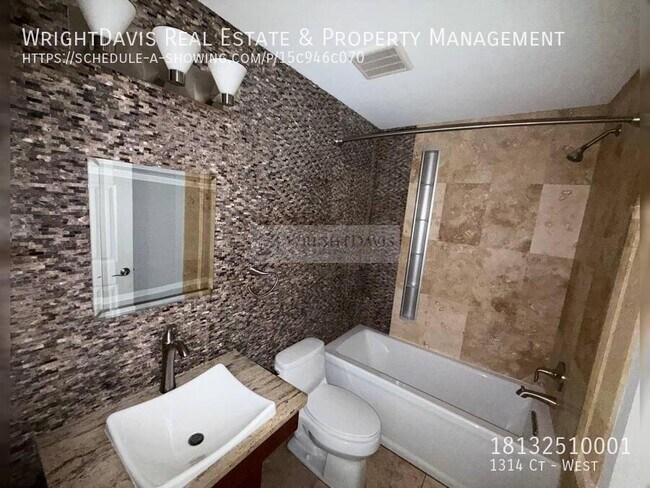Building Photo - 1314 Ct-West