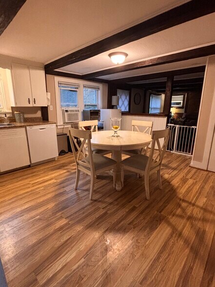 Kitchen - 31 Walling Rd