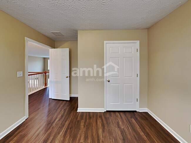 Building Photo - 2431 Lance Ridge Way