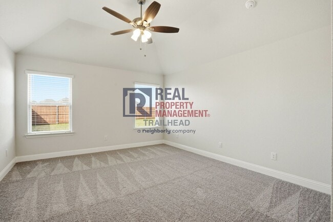 Building Photo - Refined 3-Bedroom Single-Story Home with Versatile Layout