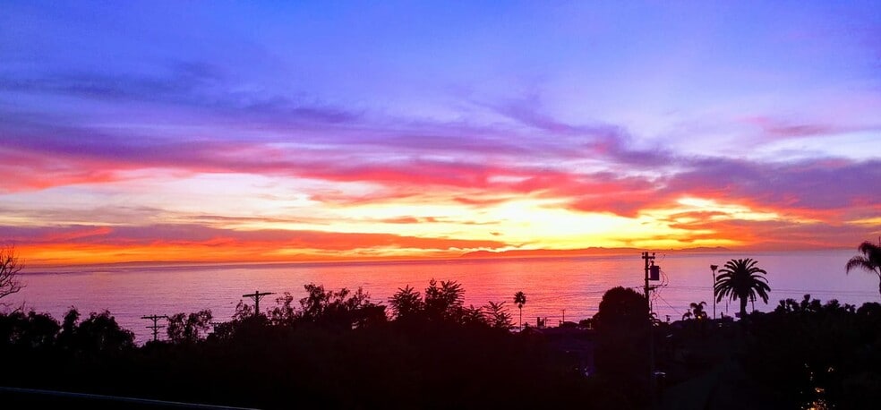 Building Photo - 31641 Mar Vista Ave