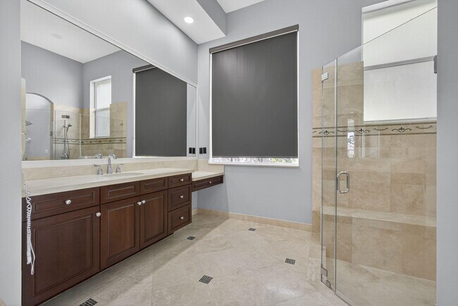 Building Photo - 2162 Stotesbury Way