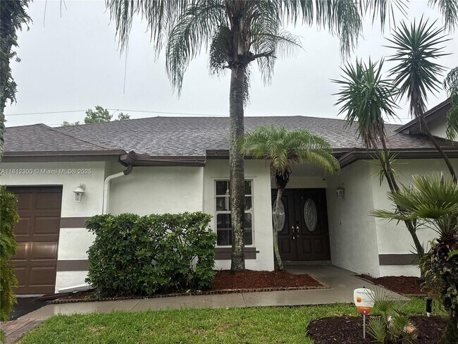 Primary Photo - 928 SW 149th Terrace