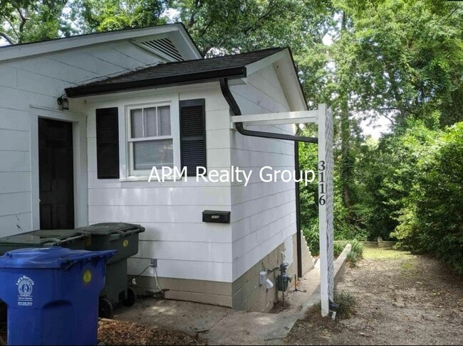 Building Photo - ALL UTILITIES INCLUDED