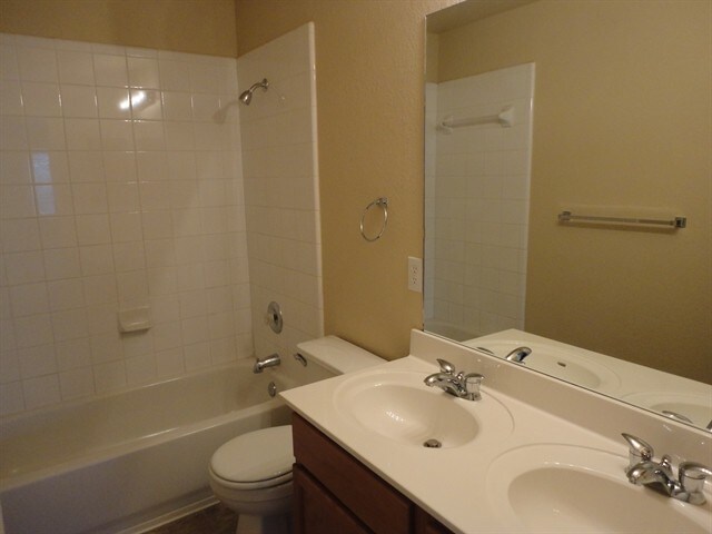 Building Photo - 12515 Skyline Mesa