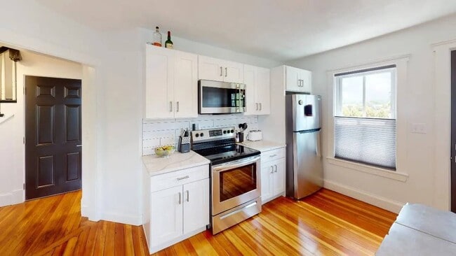 Building Photo - 154 Granite