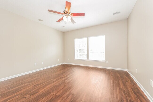 Building Photo - 1008 Solomon Ln