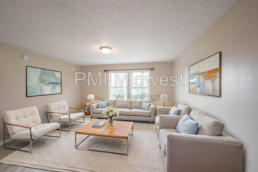 Building Photo - 2143 Olympia Dr